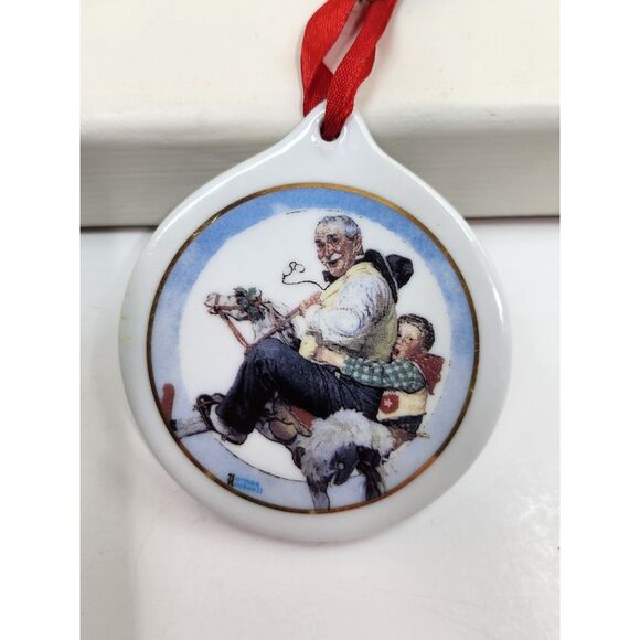 Vtg. Norman Rockwell Christmas Ornament "Gramps at the Reins" Porcelain Disc - Picture 4 of 5